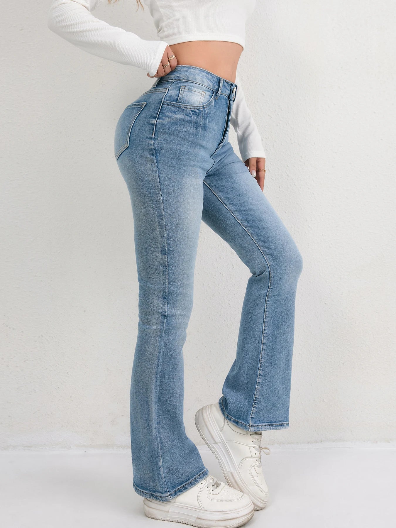 Zyrana High-Waist Micro Flare Jeans