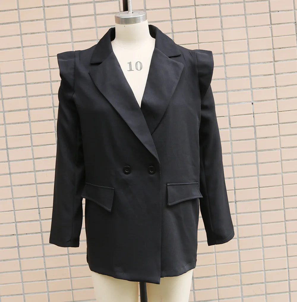 Zyrana Elegant Double-Breasted Blazer