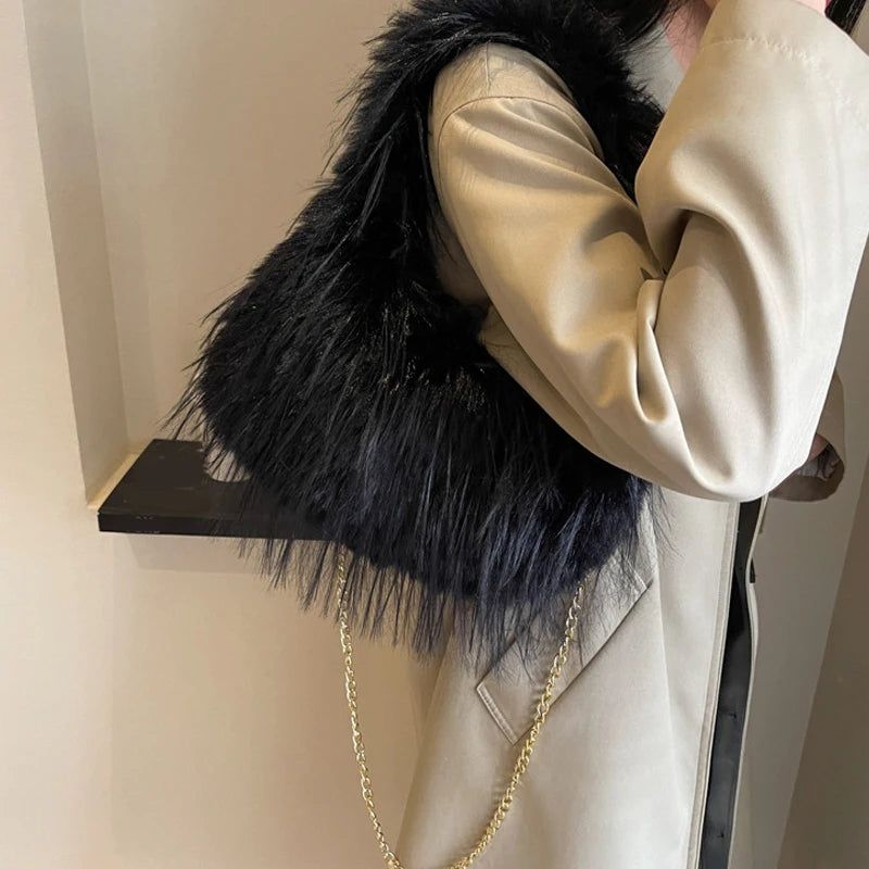 Zyrana Faux Fur Tassel Tote Bag