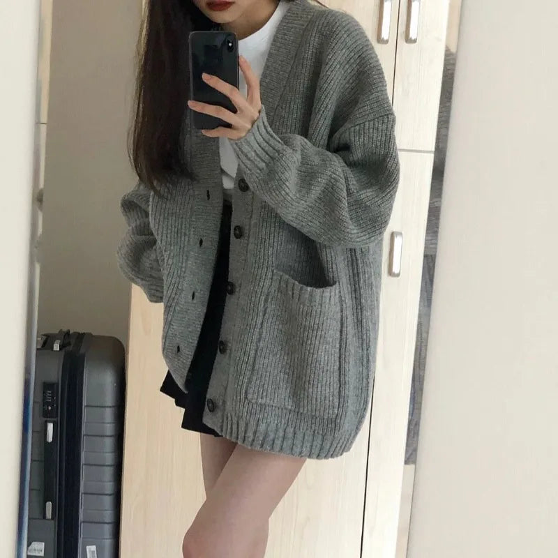 Zyrana V-Neck Loose Knit Cardigan