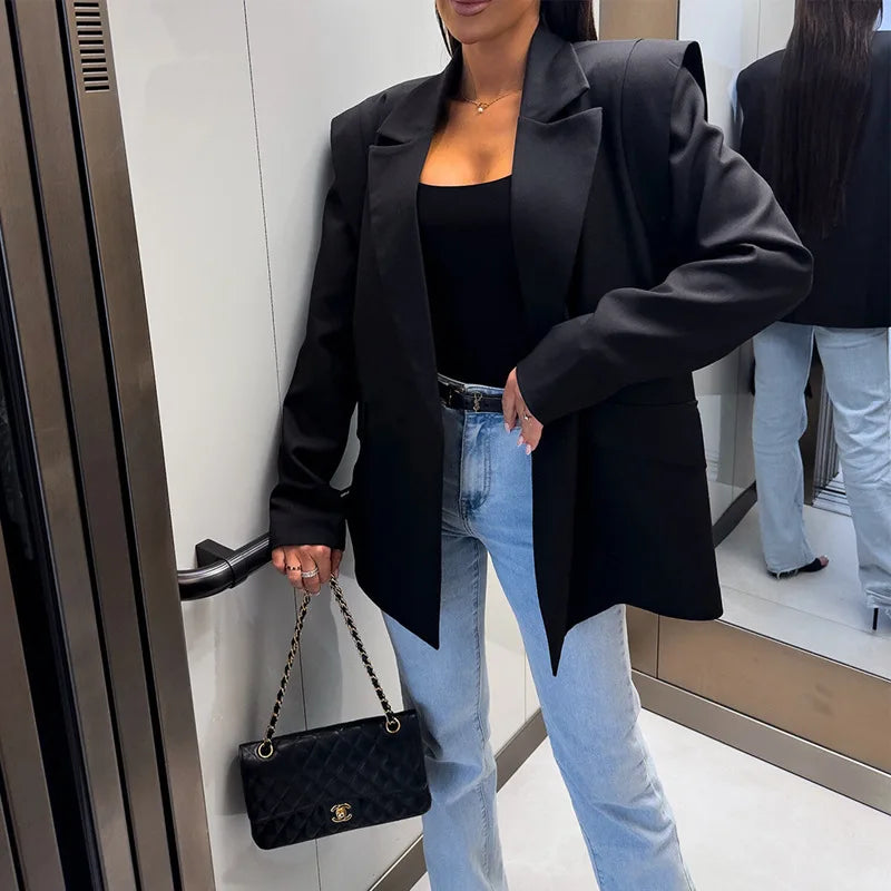Zyrana Elegant Double-Breasted Blazer