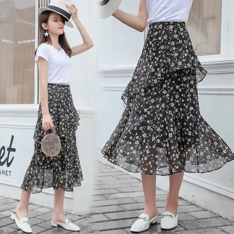 Zyrana Vintage Floral Midi Skirt