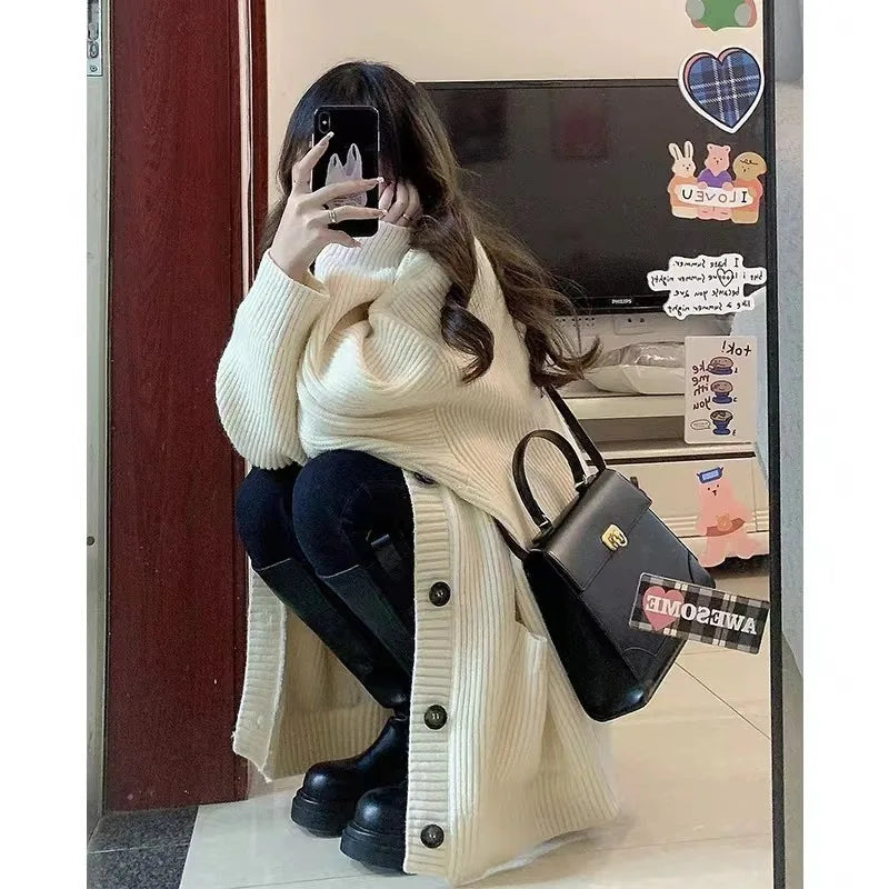 Zyrana V-Neck Loose Knit Cardigan