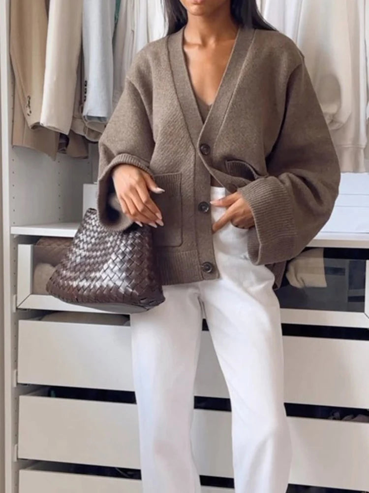 Zyrana Elegant Knit Cardigan