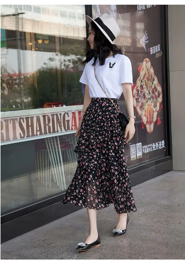 Zyrana Vintage Floral Midi Skirt