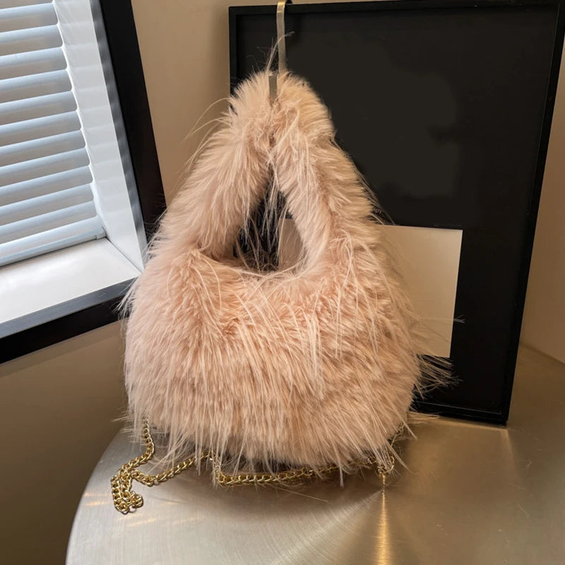Zyrana Faux Fur Tassel Tote Bag