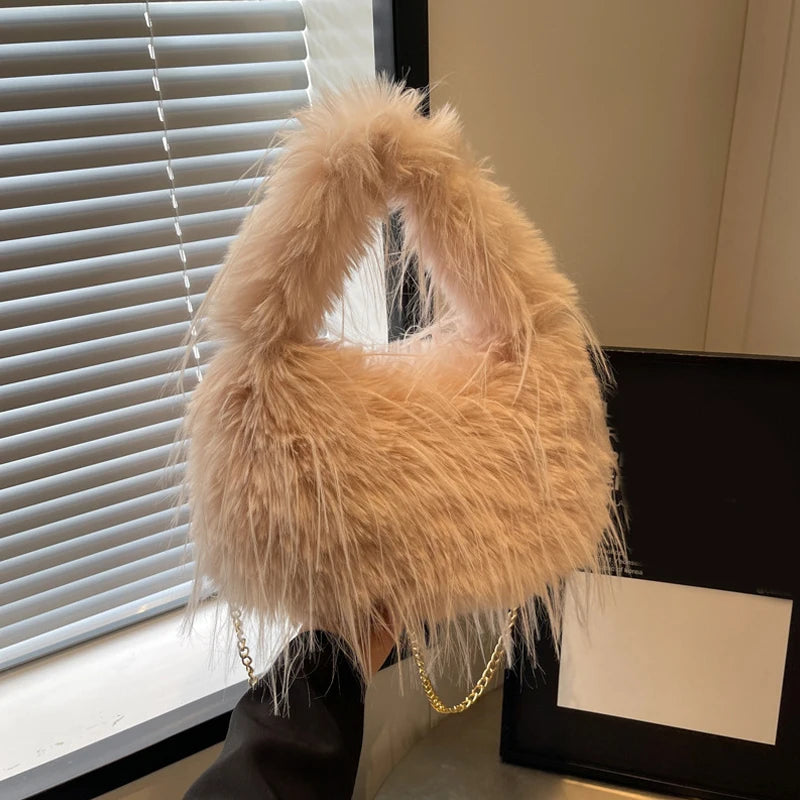 Zyrana Faux Fur Tassel Tote Bag