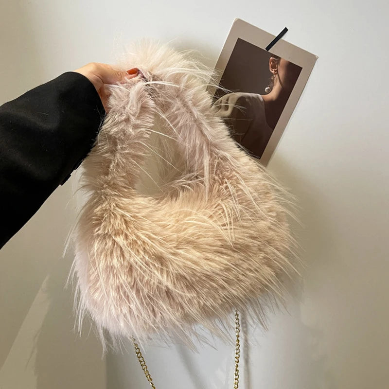 Zyrana Faux Fur Tassel Tote Bag