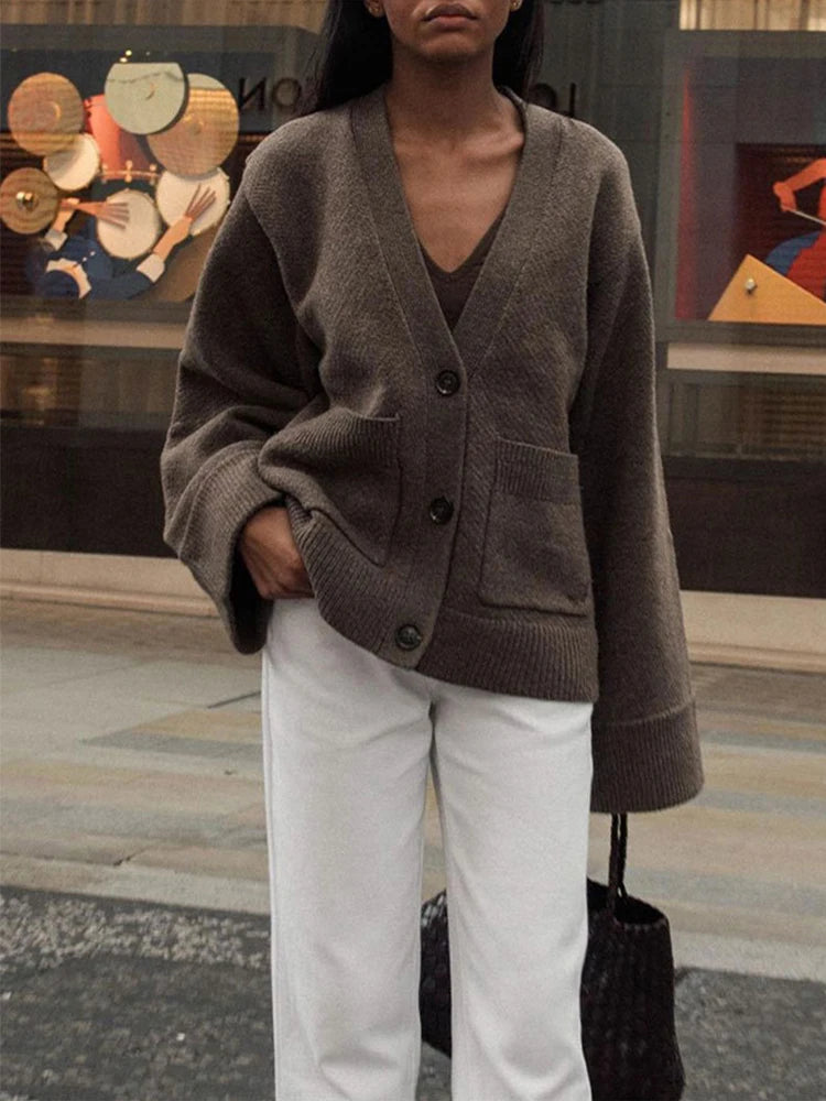Zyrana Elegant Knit Cardigan