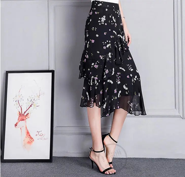 Zyrana Vintage Floral Midi Skirt