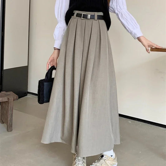 Zyrana Mid-Length Pleated Skirt